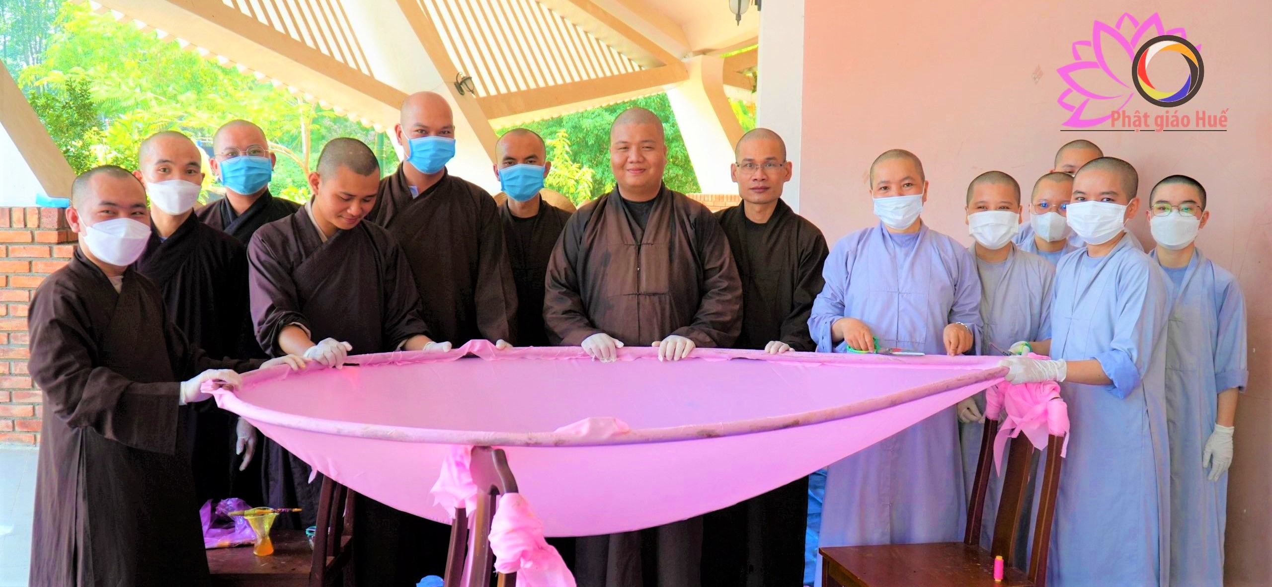 Đoàn Học viện Phật giáo Tam Tạng Đài Loan, Trung Quốc thăm Học viện PGVN tại Huế