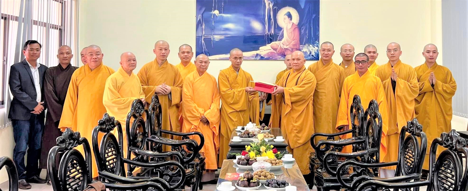 Ban Hoằng pháp Trung ương và Ban Kinh tế Tài chính Trung ương thăm hạ trường Học viện Phật giáo Việt Nam tại Huế